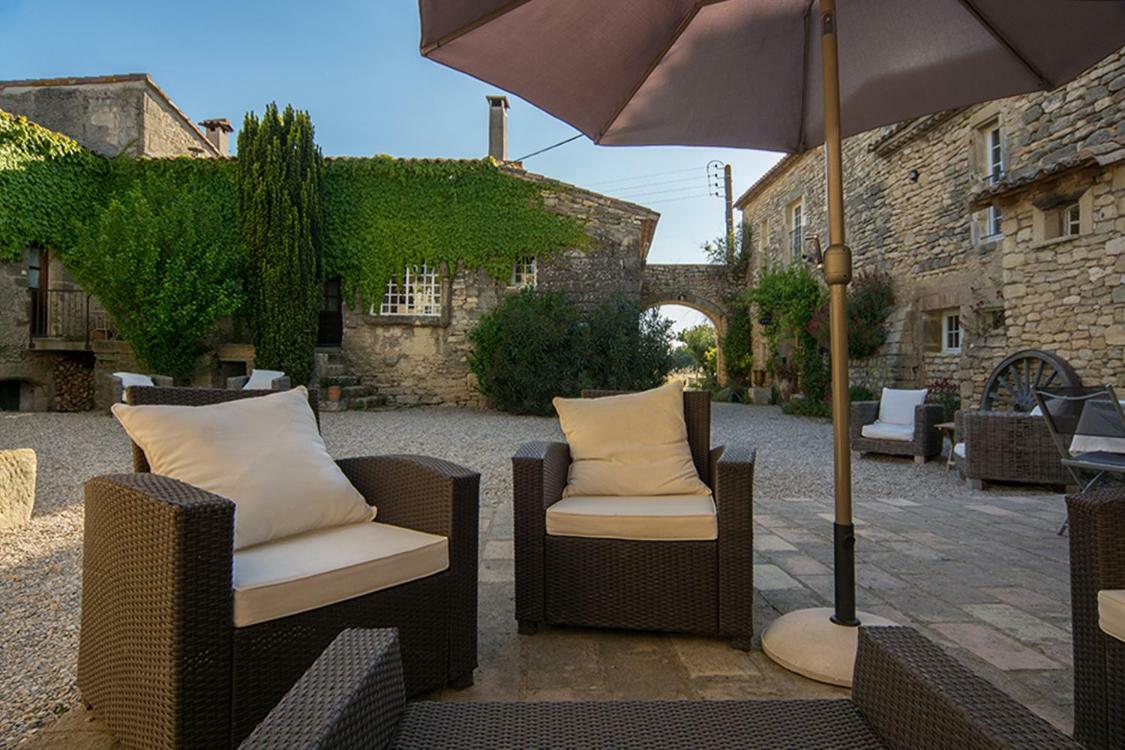Mas De La Rivoire B&B Villevieille Zewnętrze zdjęcie
